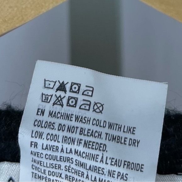 American Eagle One Size Knit Poncho Sweater Tassel Fringe Boho Beachy - Picture 6 of 7